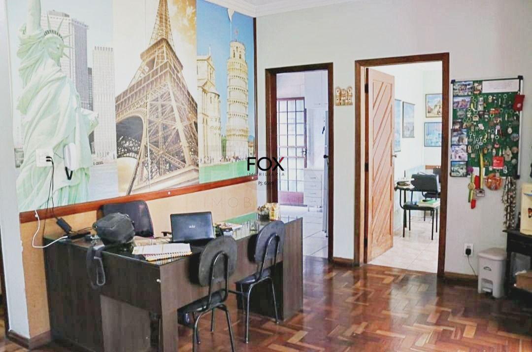 Casa, Santa Branca, 4 Quartos, 2 Vagas, 1 Suíte