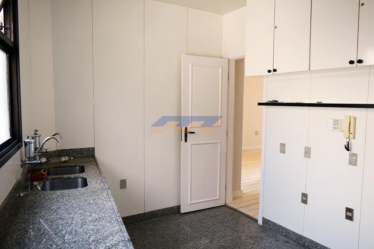 Apartamento, Sion, 4 Quartos, 3 Vagas, 1 Suíte