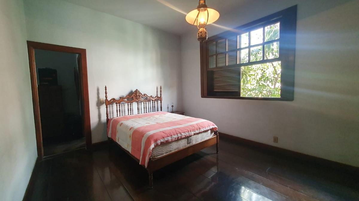 Casa, Centro, 4 Quartos, 5 Vagas, 2 Suítes