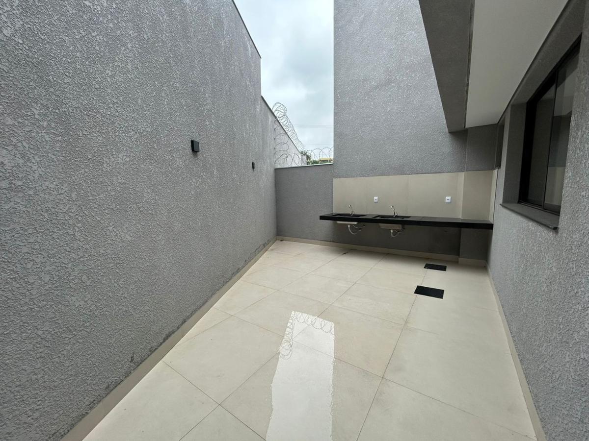 Casa, Fonte Grande, 3 Quartos, 2 Vagas, 1 Suíte