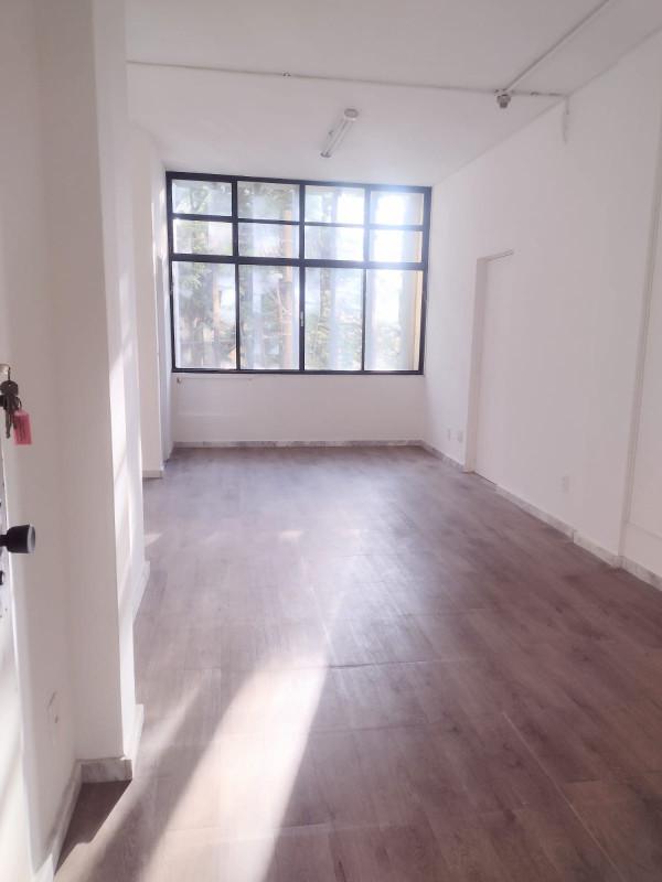 Sala, Barro Preto, 0 Quarto, 0 Vaga
