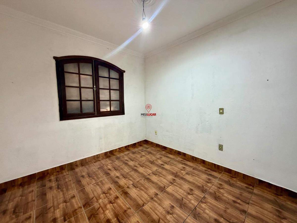 Casa, Tirol, 3 Quartos, 5 Vagas