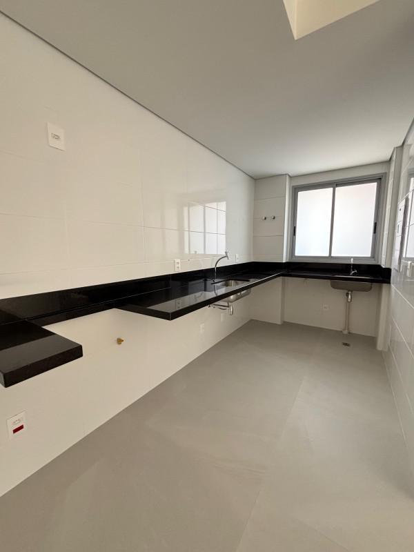 Apartamento, Sagrada Família, 3 Quartos, 2 Vagas, 1 Suíte