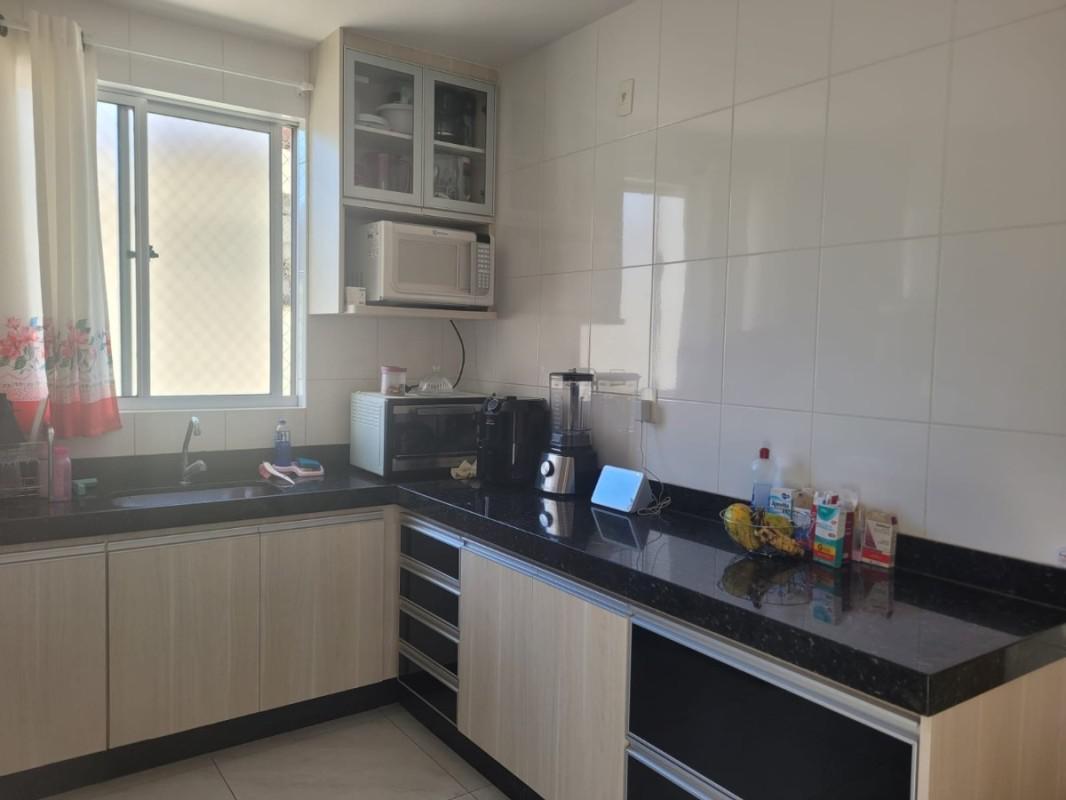 Apartamento, Sagrada Família, 3 Quartos, 2 Vagas, 1 Suíte