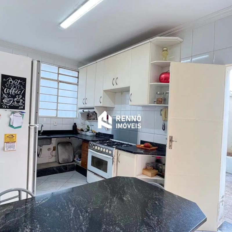 Casa, Serra, 7 Quartos, 6 Vagas, 3 Suítes