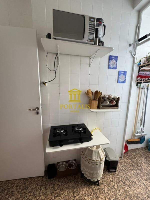 Apartamento, Floresta, 1 Quarto, 0 Vaga