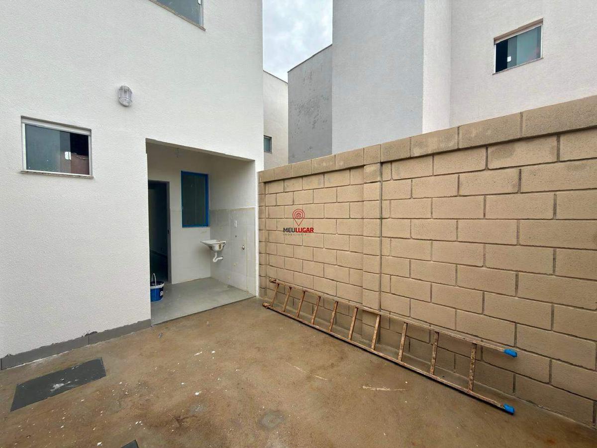 Casa, Novo Barreirinho, 2 Quartos, 1 Vaga