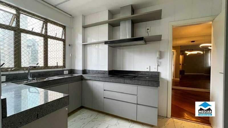 Apartamento, Funcionários, 3 Quartos, 2 Vagas, 1 Suíte