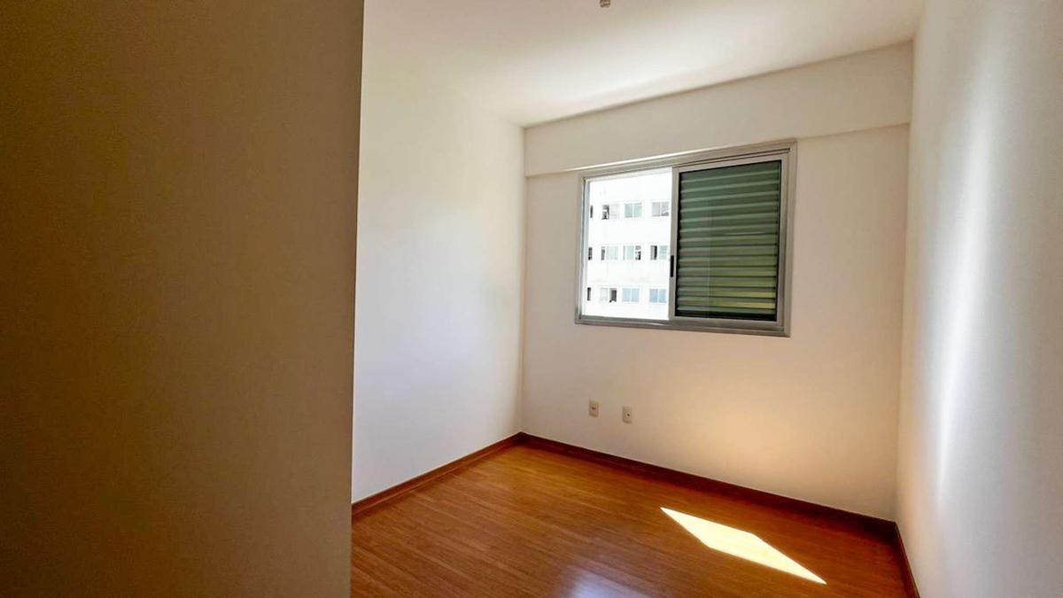 Apartamento, Estoril, 3 Quartos, 2 Vagas, 1 Suíte