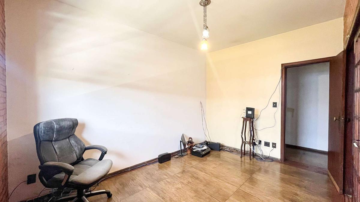 Casa, São Luiz (pampulha), 6 Quartos, 10 Vagas, 3 Suítes