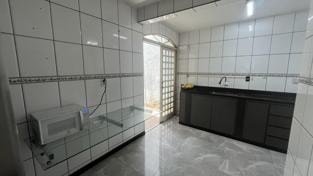 Casa, Alípio de Melo, 4 Quartos, 3 Vagas, 2 Suítes