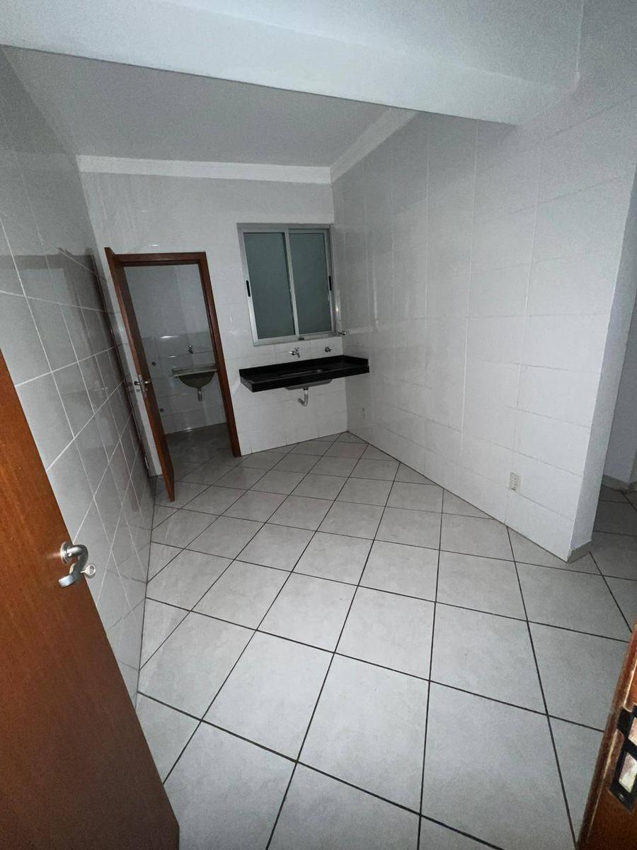 Apartamento, Centro, 3 Quartos, 0 Vaga