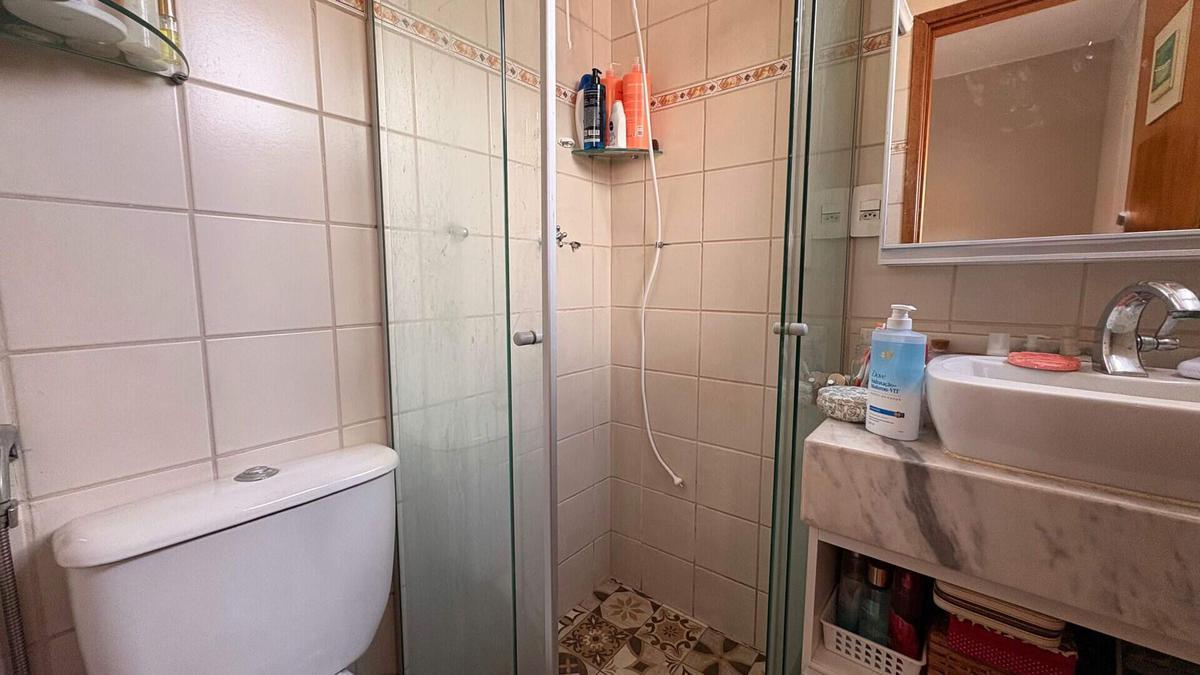 Apartamento, Estoril, 2 Quartos, 1 Vaga, 1 Suíte