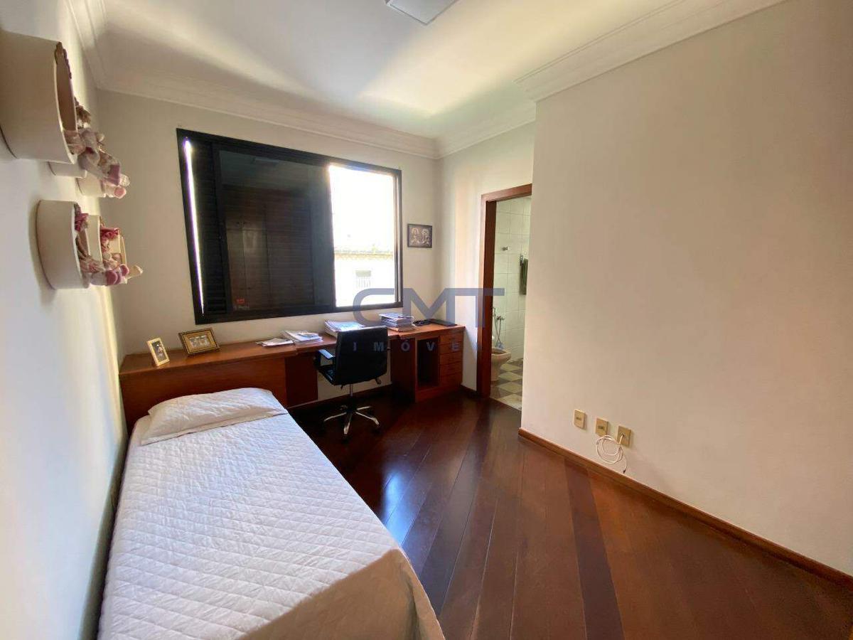 Apartamento, Funcionários, 4 Quartos, 3 Vagas, 2 Suítes