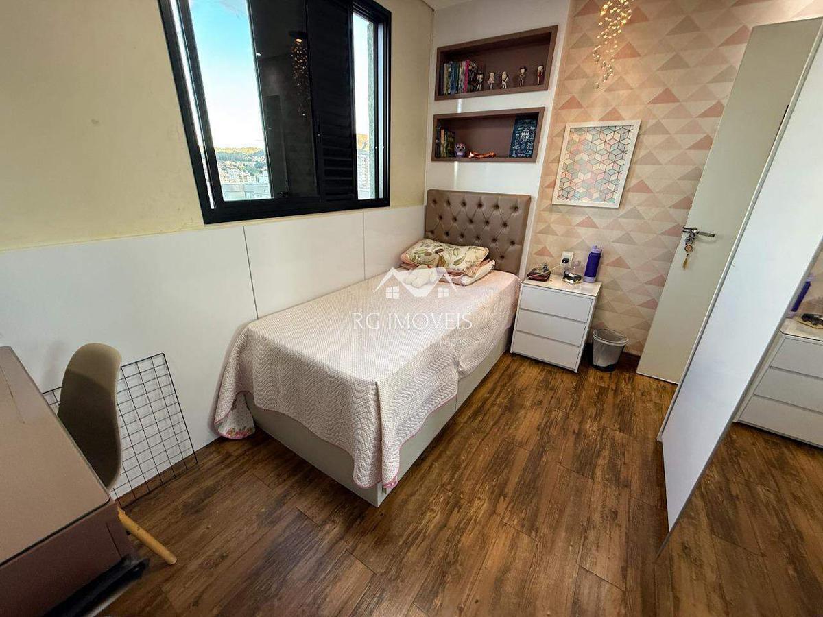 Cobertura, Santa Helena, 4 Quartos, 3 Vagas, 1 Suíte