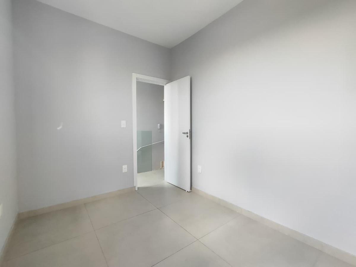 Casa, Concórdia, 2 Quartos, 1 Vaga, 1 Suíte