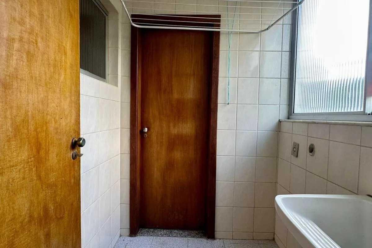 Cobertura, Luxemburgo, 3 Quartos, 2 Vagas, 2 Suítes