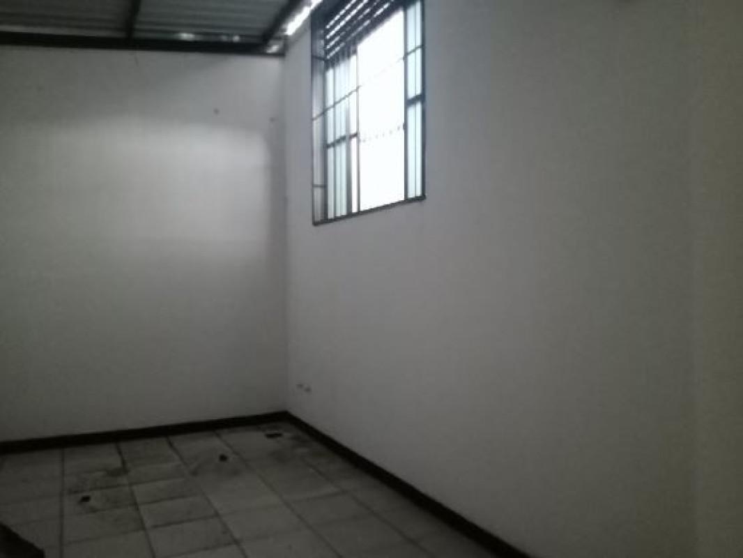 Galpão, Céu Azul, 0 Quarto, 4 Vagas