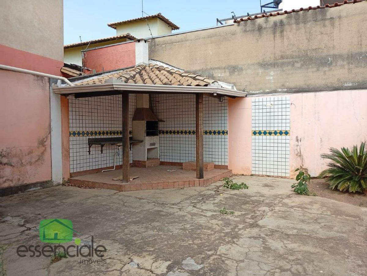 Casa, Três Barras, 3 Quartos, 2 Vagas, 1 Suíte