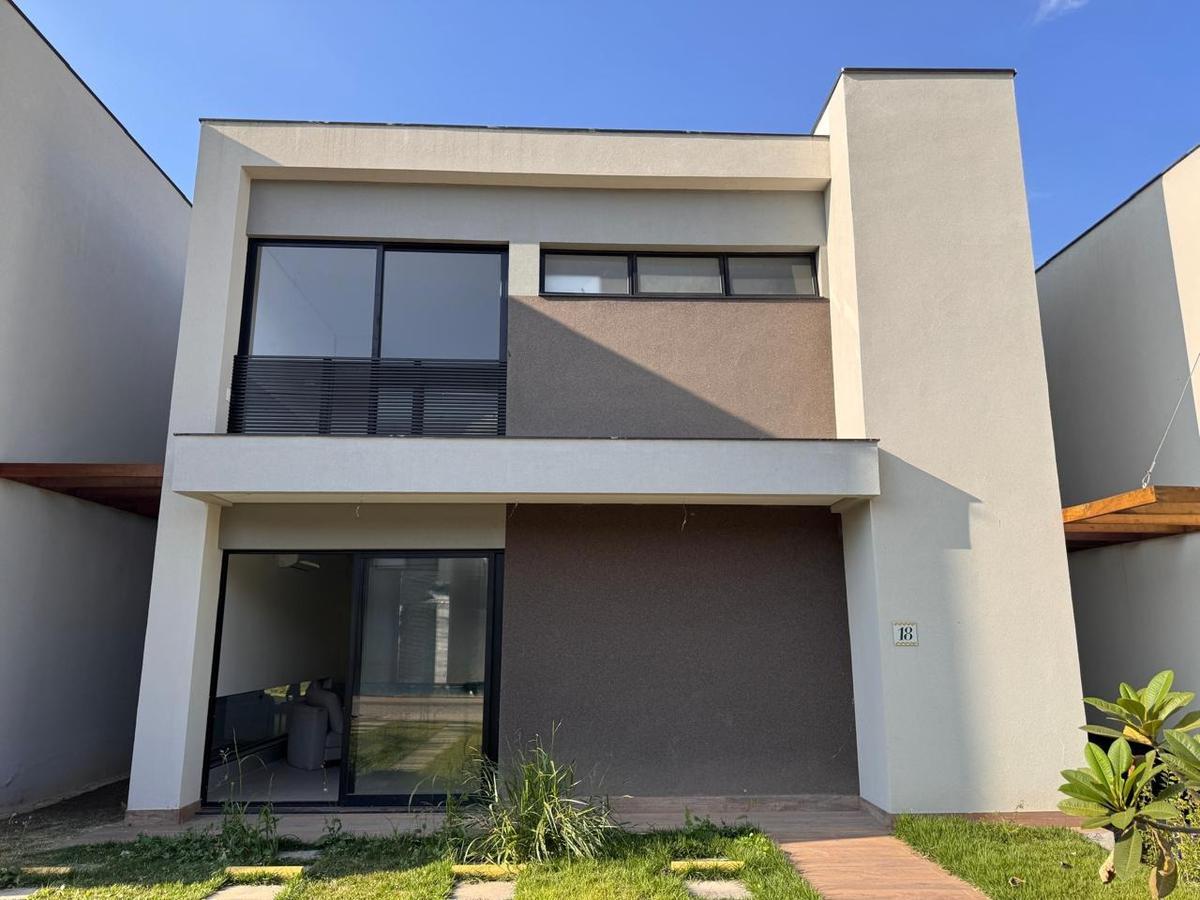Casa, Garças, 3 Quartos, 2 Vagas, 1 Suíte
