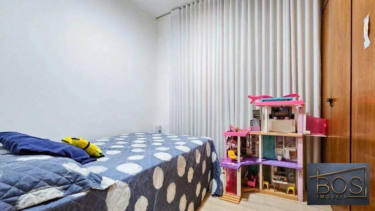 Apartamento, Sagrada Família, 3 Quartos, 2 Vagas, 1 Suíte