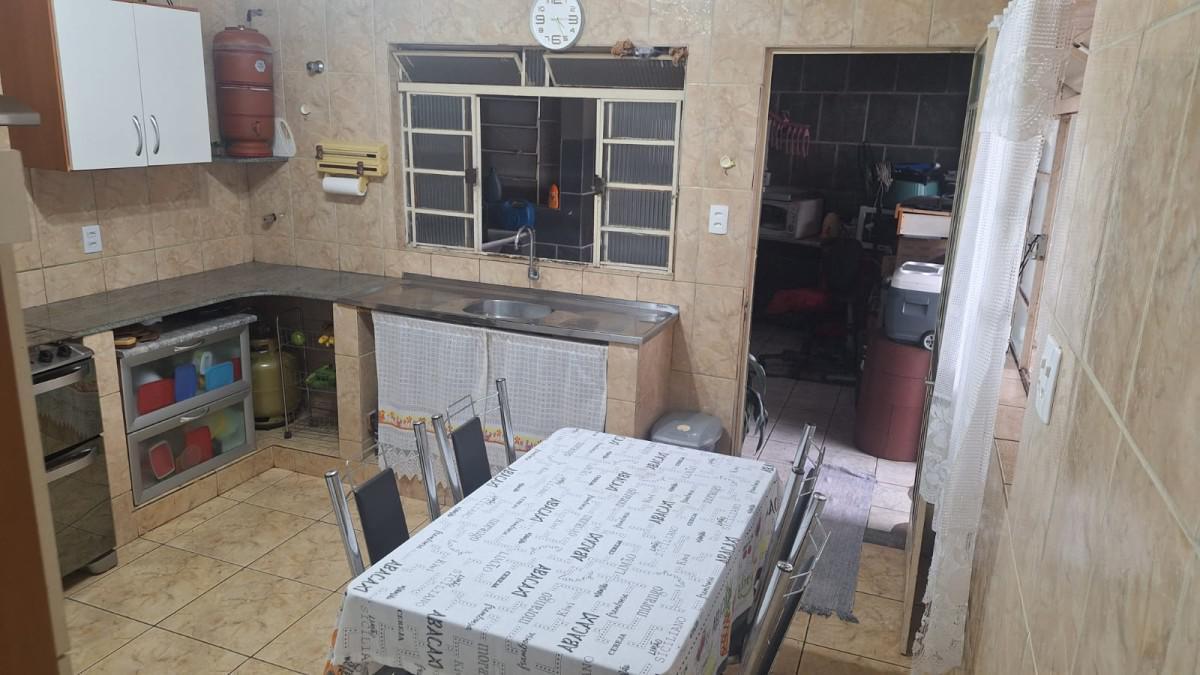 Casa, Havaí, 3 Quartos, 5 Vagas, 1 Suíte