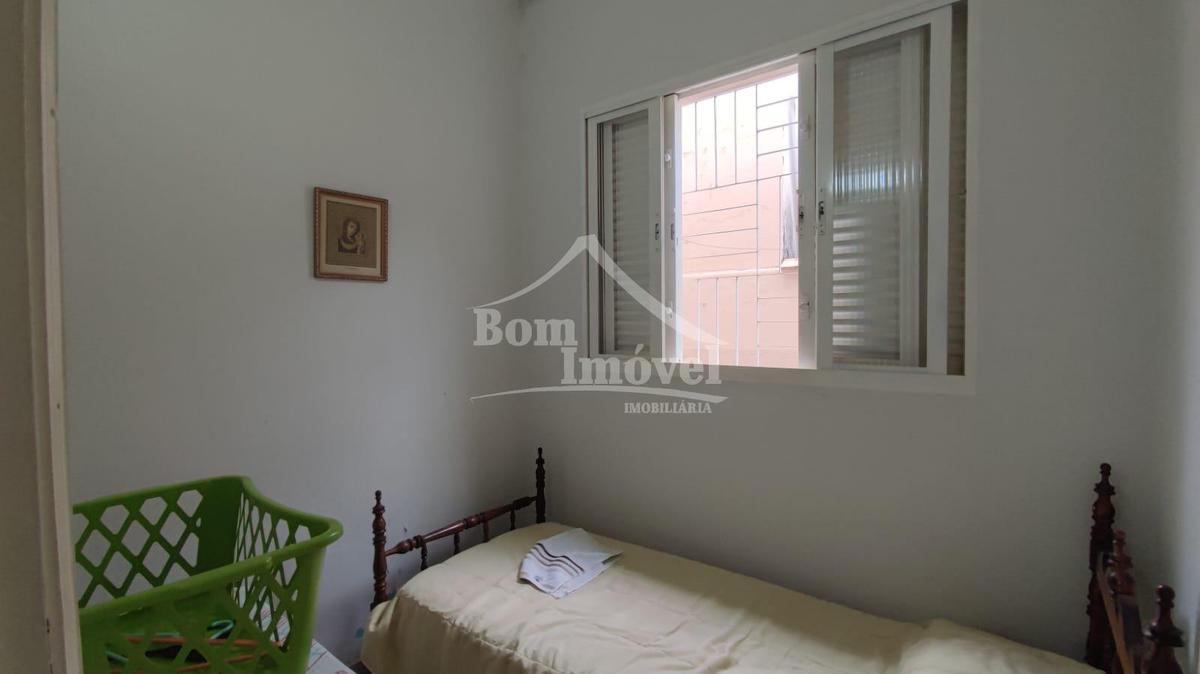 Casa, Centro, 3 Quartos, 0 Vaga