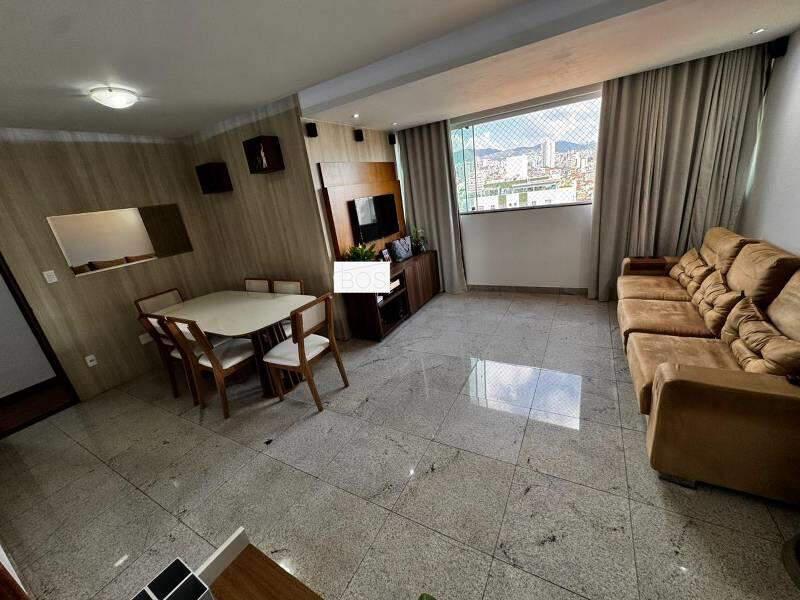 Apartamento, Sagrada Família, 3 Quartos, 2 Vagas, 1 Suíte