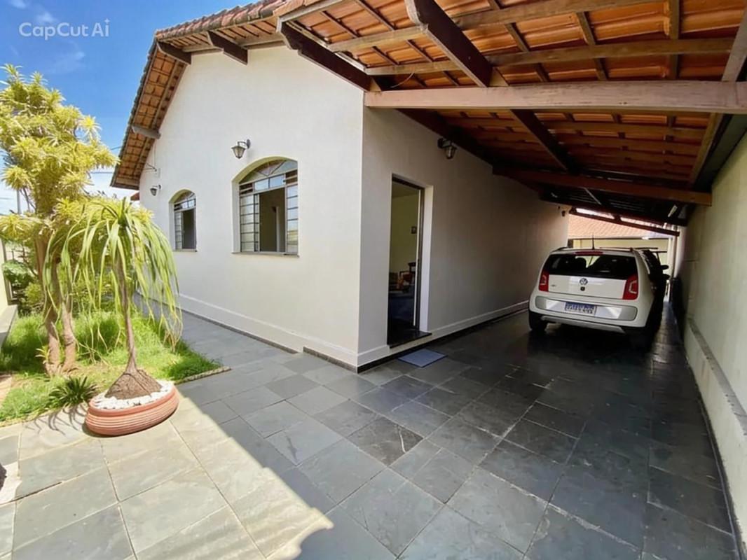 Casa, Ouro Preto, 4 Quartos, 3 Vagas, 1 Suíte