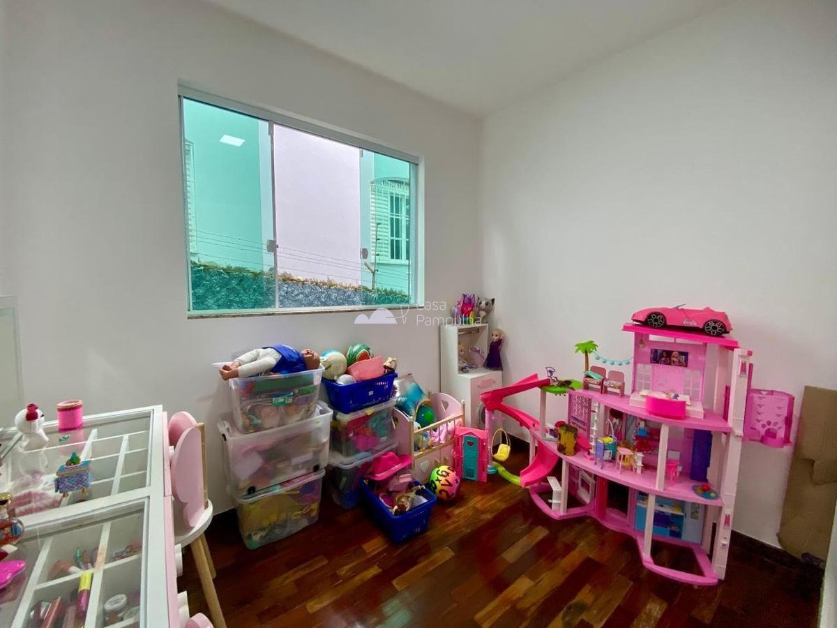 Casa, Planalto, 4 Quartos, 3 Vagas, 1 Suíte