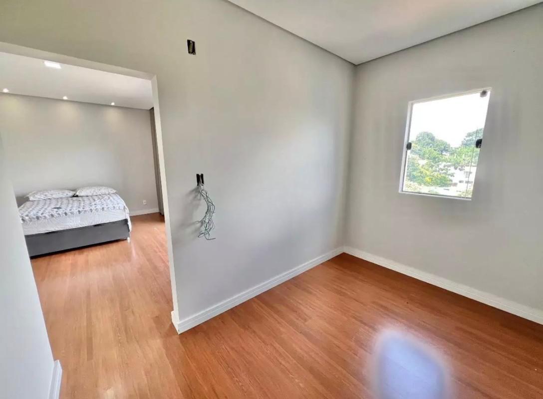 Casa, Colonial, 3 Quartos, 4 Vagas, 1 Suíte