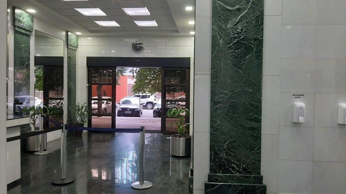 Sala, Savassi, 0 Quarto, 2 Vagas