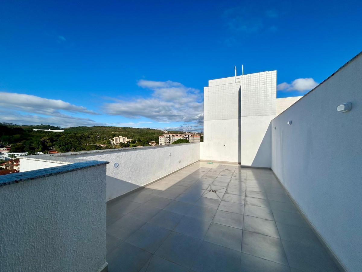 Cobertura, Centro, 3 Quartos, 2 Vagas, 1 Suíte