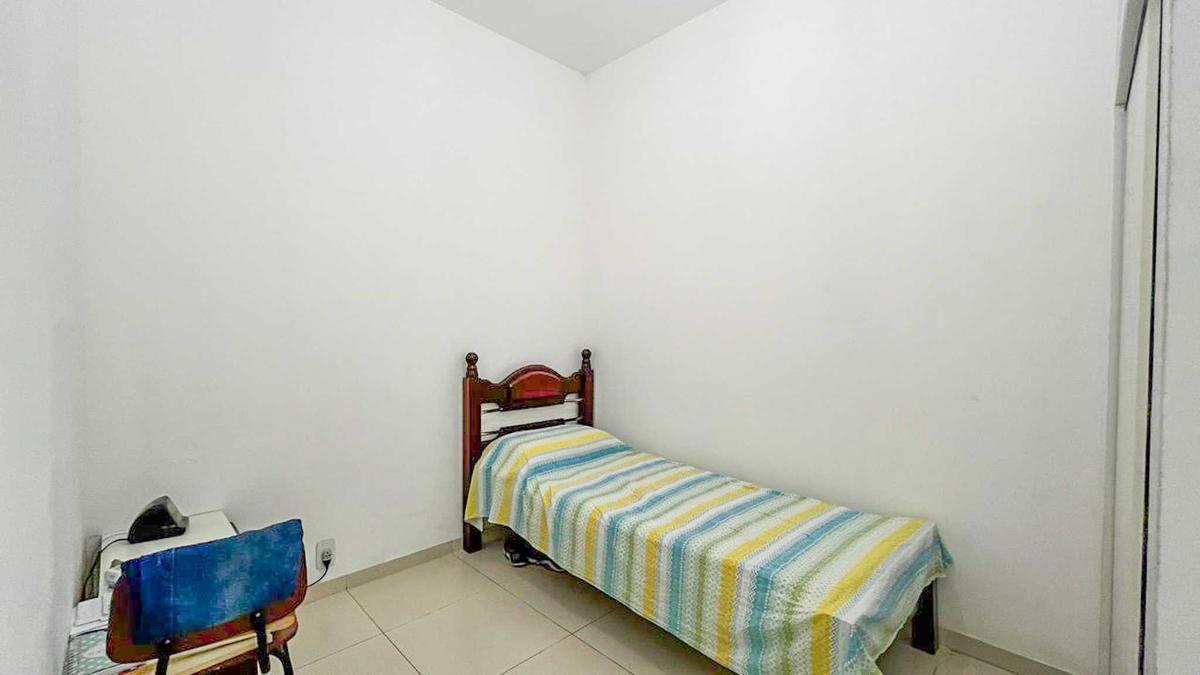 Casa, Santa Terezinha, 4 Quartos, 5 Vagas, 1 Suíte