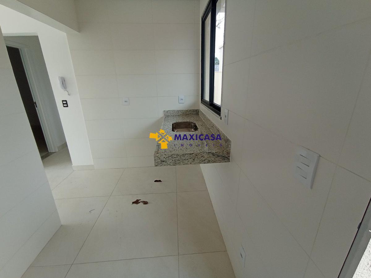 Apartamento, Santa Mônica, 2 Quartos, 1 Vaga