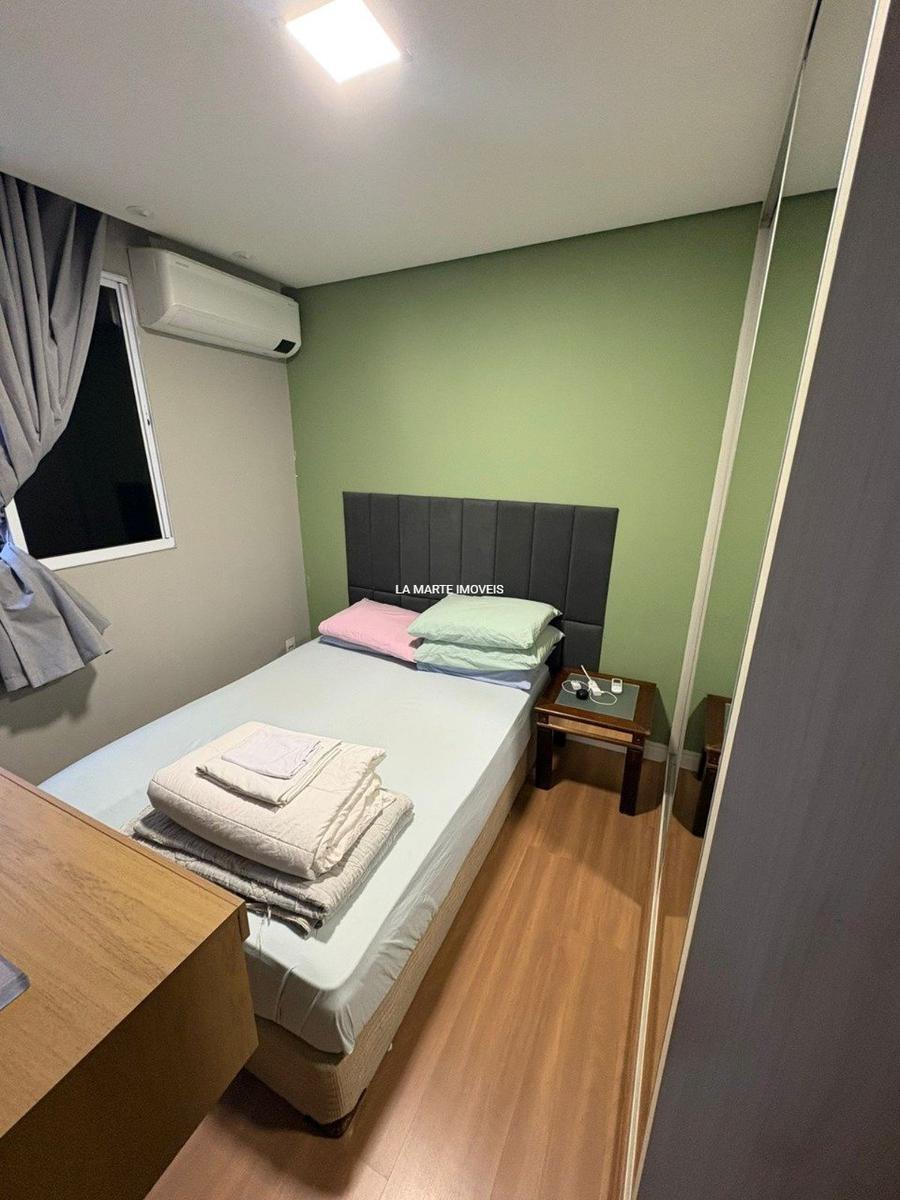 Apartamento, Três Barras, 2 Quartos, 1 Vaga