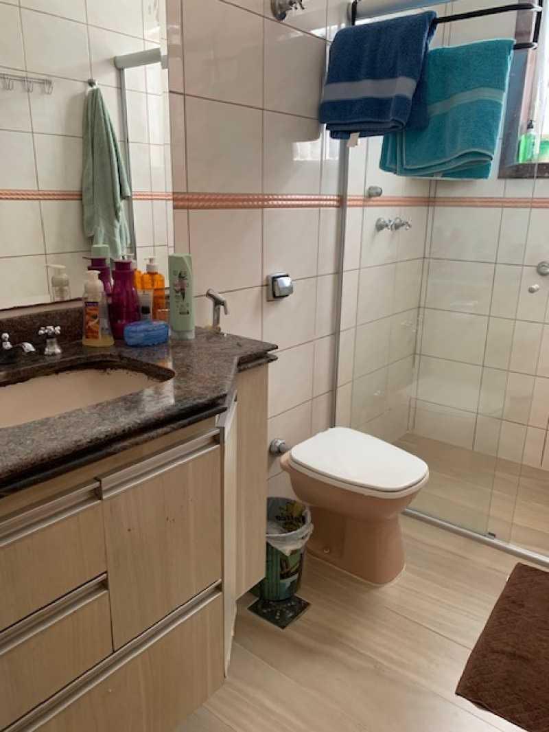 Casa, Castelo, 4 Quartos, 5 Vagas, 1 Suíte