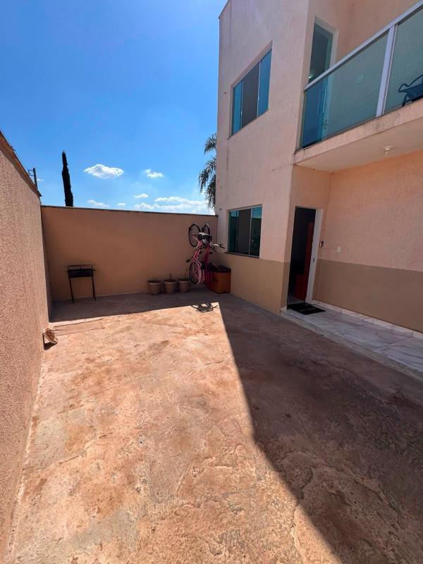 Casa, Vila Satélite, 3 Quartos, 2 Vagas