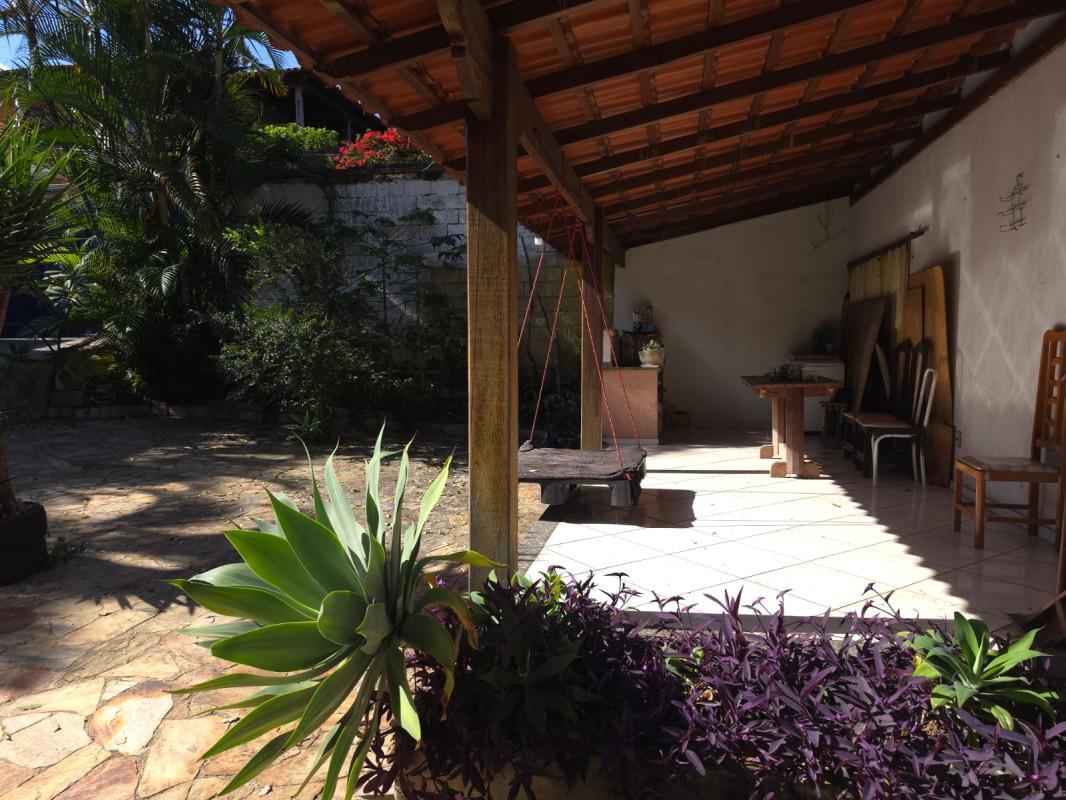 Casa, Coqueiros, 3 Quartos, 10 Vagas, 1 Suíte