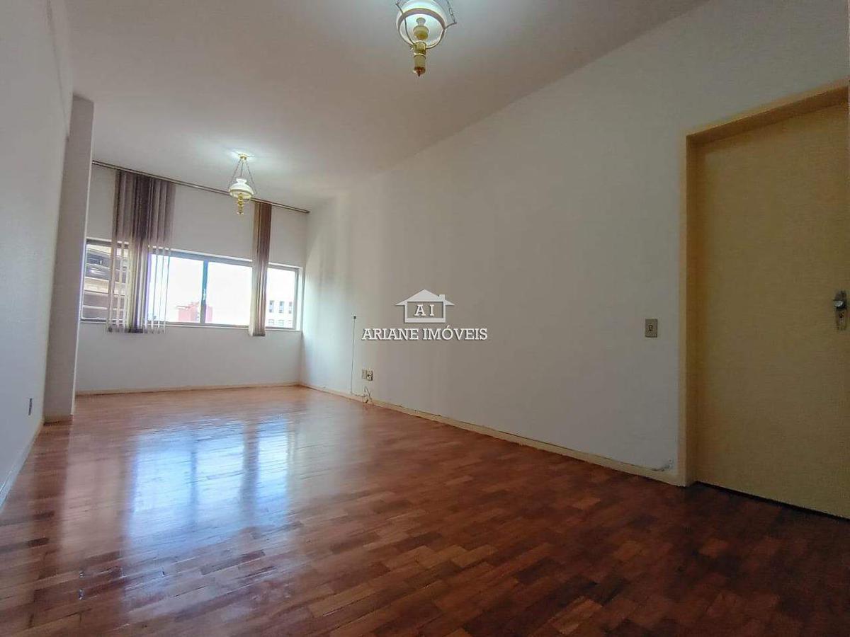 Apartamento, Centro, 3 Quartos, 0 Vaga