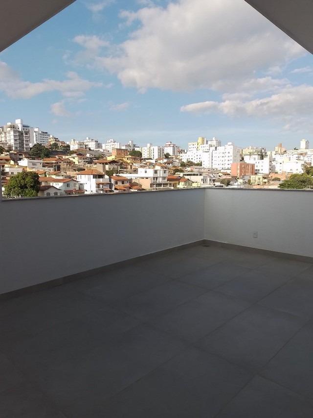 Cobertura, Sagrada Família, 2 Quartos, 2 Vagas, 1 Suíte