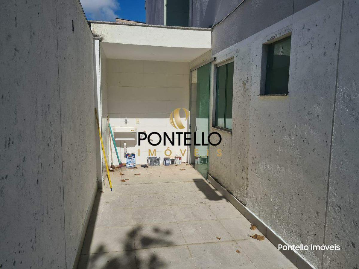 Apartamento, Cachoeirinha, 2 Quartos, 2 Vagas, 1 Suíte