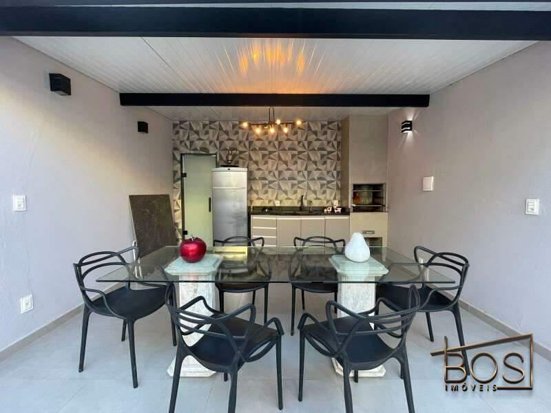 Casa, Santa Efigênia, 3 Quartos, 2 Vagas, 1 Suíte