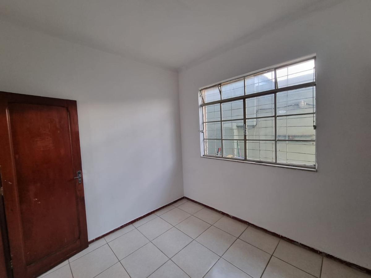 Casa, Lagoinha, 3 Quartos, 0 Vaga, 1 Suíte