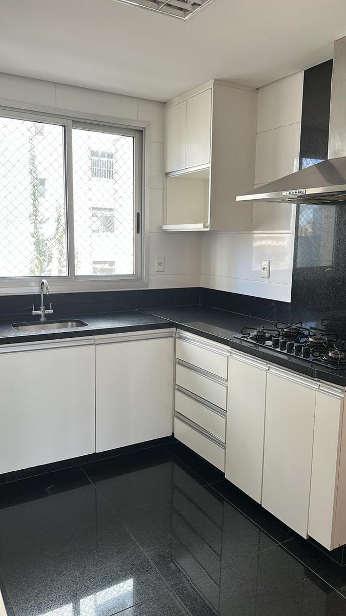Apartamento, Santo Agostinho, 3 Quartos, 4 Vagas, 1 Suíte
