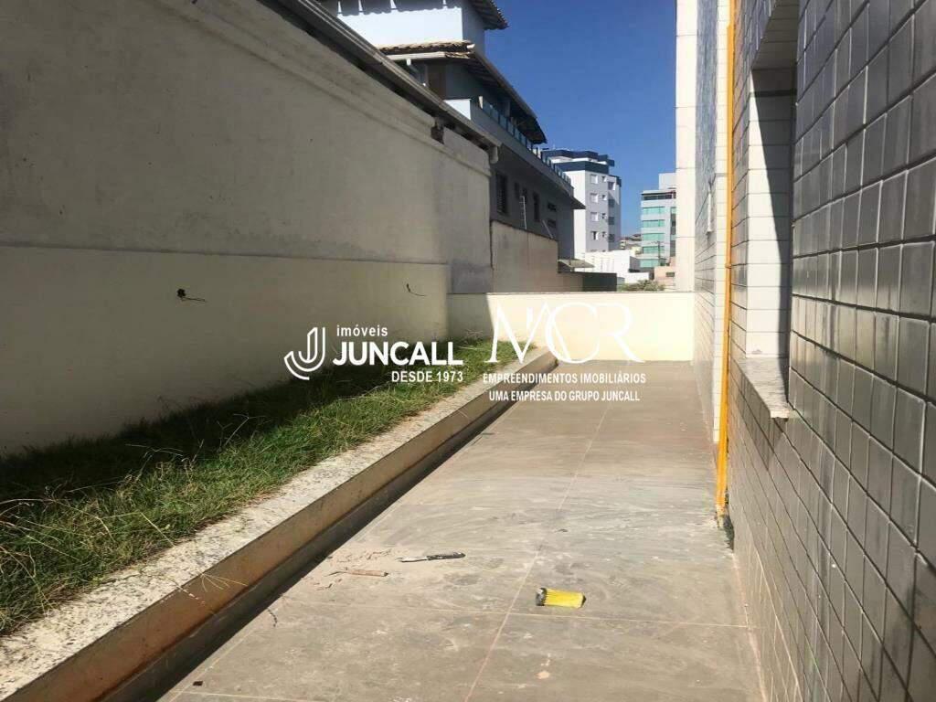 Área Privativa, Fernão Dias, 3 Quartos, 2 Vagas, 1 Suíte