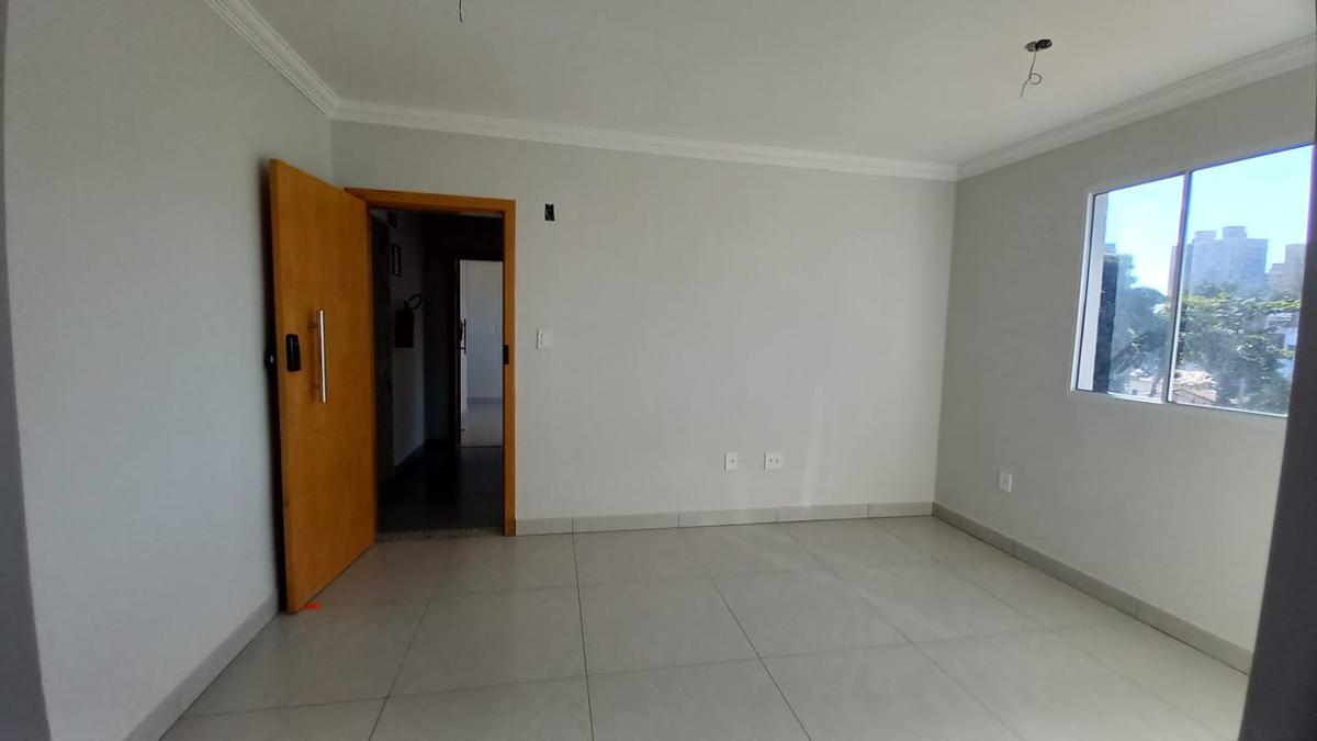 Apartamento, Santa Mônica, 2 Quartos, 1 Vaga