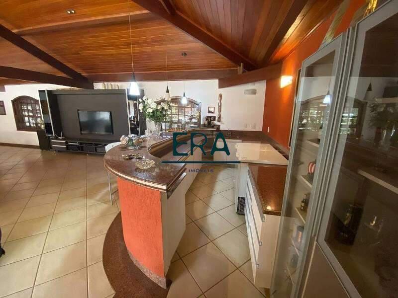 Casa, Santa Lúcia, 5 Quartos, 4 Vagas, 3 Suítes