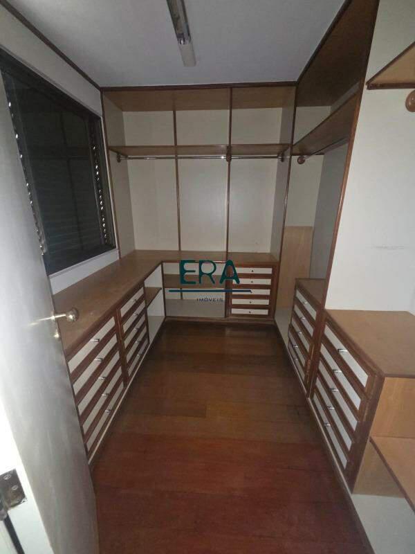 Apartamento, Funcionários, 5 Quartos, 4 Vagas, 4 Suítes