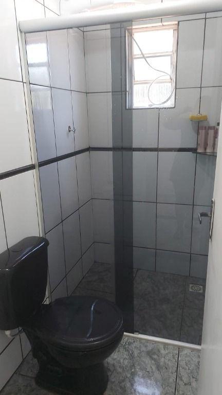 Casa, Caieira, 2 Quartos, 0 Vaga